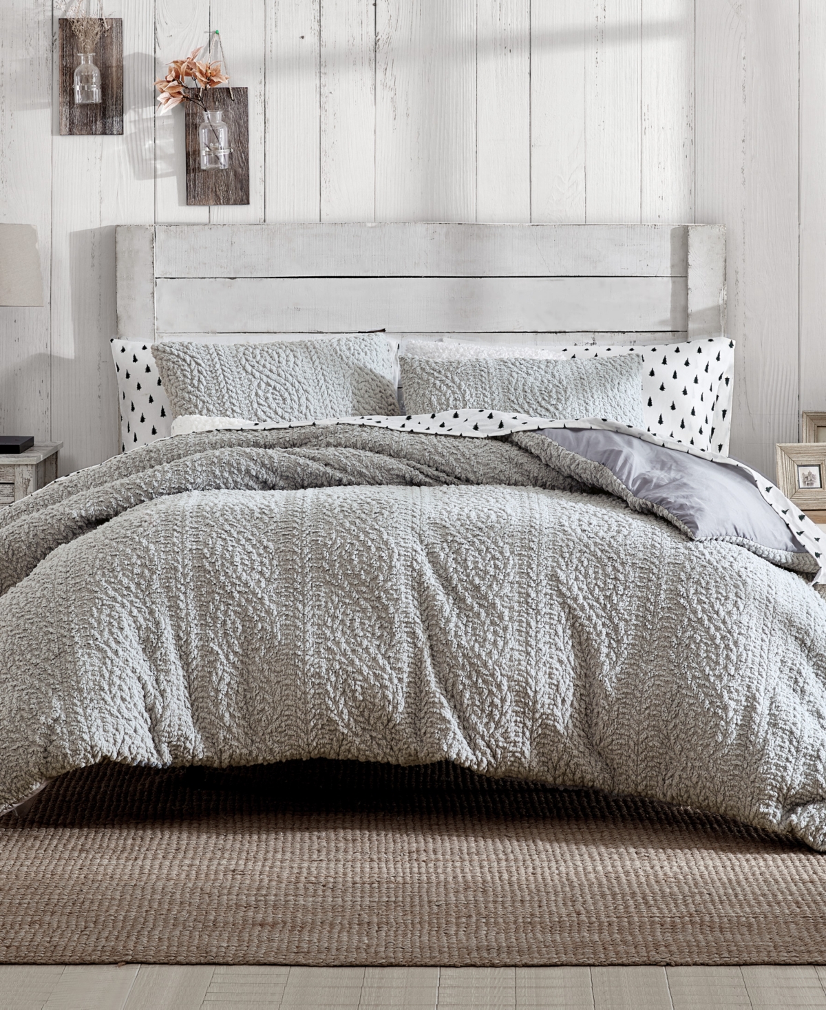 G.h. Bass Cable Knit Pin Sonic Sherpa Comforter Set, King Bedding