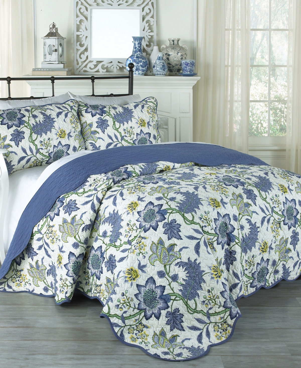 https://slimages.macysassets.com/is/image/MCY/products/6/optimized/21423026_fpx.tif?wid=1200&fmt=jpeg&qlt=100