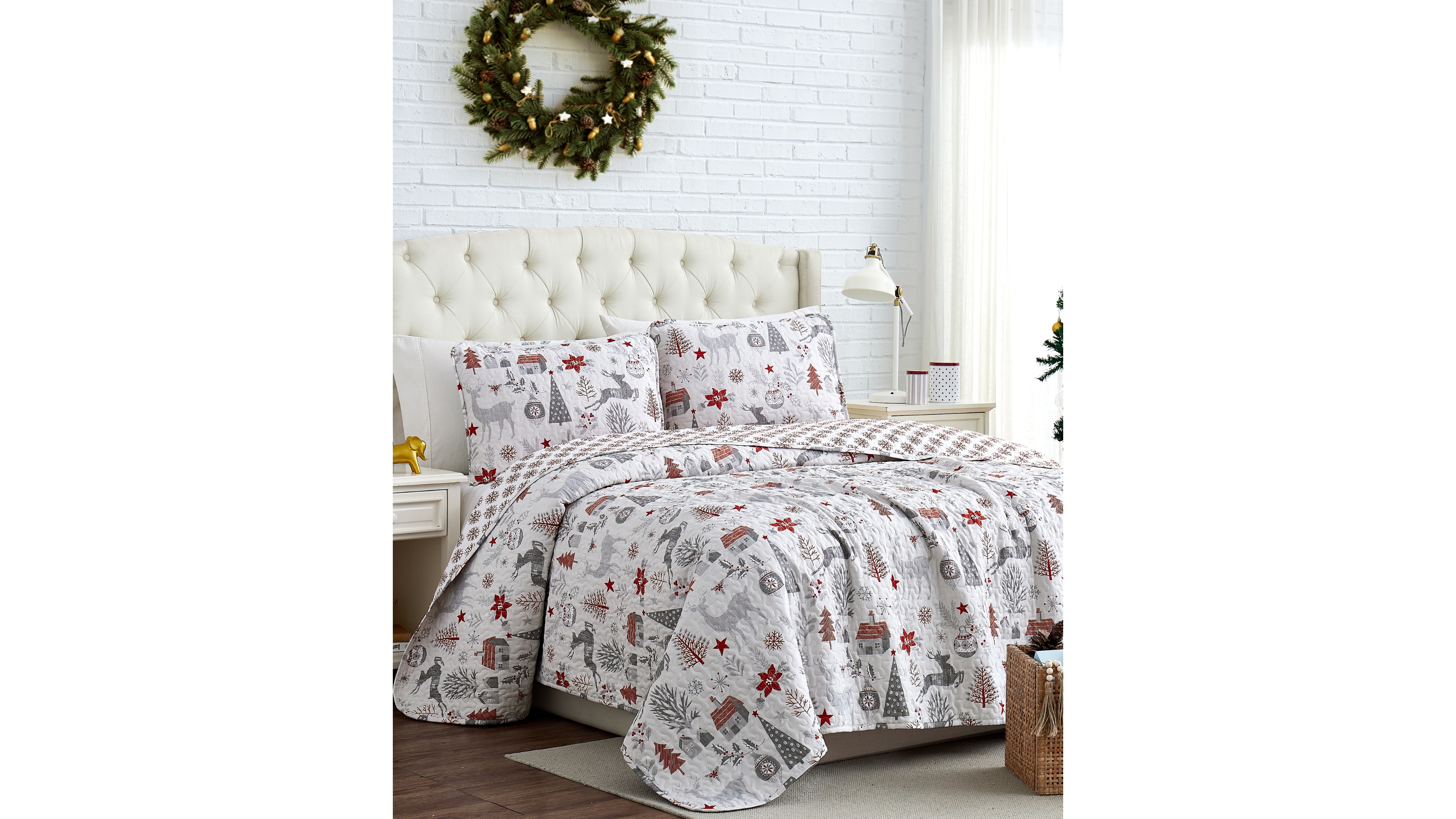 Southshore Fine Linens Holly Jolly Lane Oversized Reversible 3-Pc. Quilt Set, King/California King