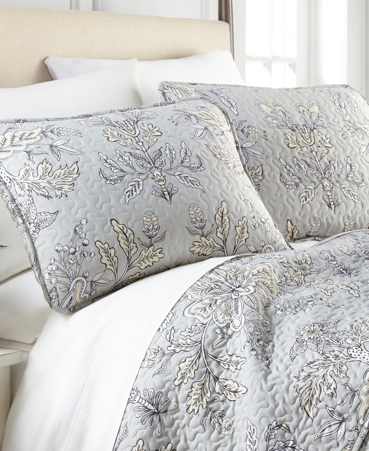 Vintage-Look Garden Quilt and Sham 3 Piece Set, or California