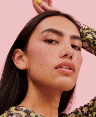 WANDERful World Silky-Soft Powder Blush Mini