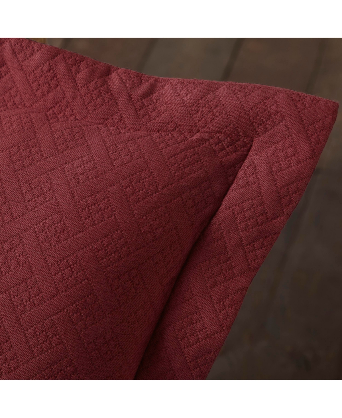 Superior Closeout!  100% Cotton Basketweave Matelasse All-season 2-piece Coverlet Set, Twin In Red