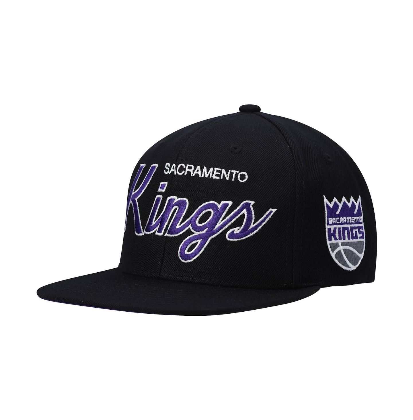 Мужская кепка Mitchell & Ness Black Sacramento Kings Hardwood Classics Script 2.0 Snapback Hat — фото 1