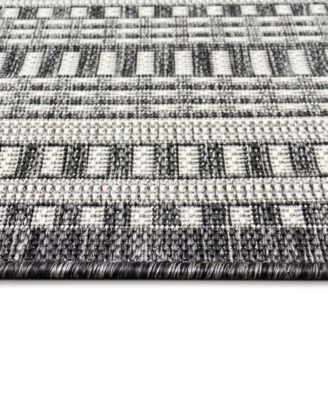 Malibu Etched Border 3'3" x 4'11" Outdoor Area Rug