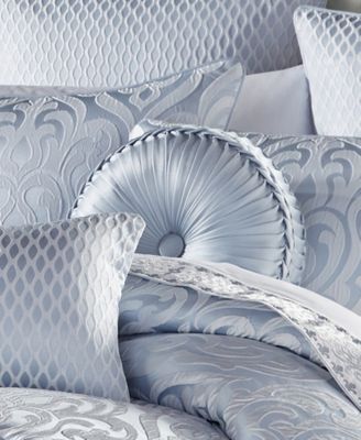 Astoria Powder Blue Tufted Decorative Pillow, 15" Round