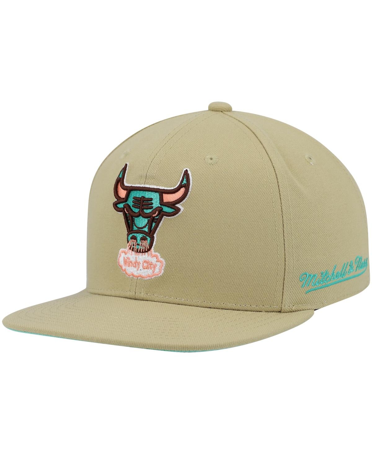 Shop Mitchell & Ness Men's  Khaki Chicago Bulls 1996 Nba Finals Hardwood Classics Malibu Sunrise Fitted Ha