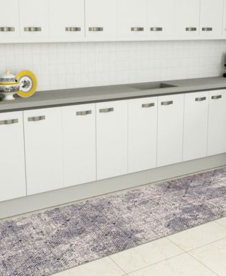 Vermont Divina 2'7" x 8' Runner Area Rug