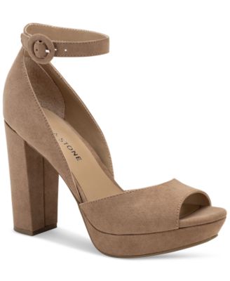 Macys womens store shoes beige pumps