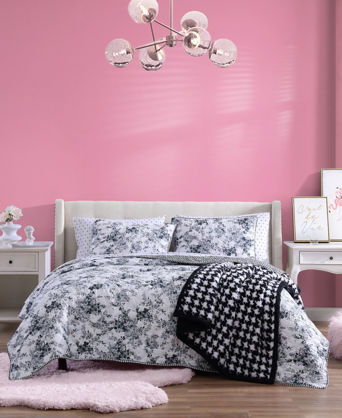 Betsey Johnson 3 Piece Floral Vineyard Quilt Set, King Bedding In Raven Black