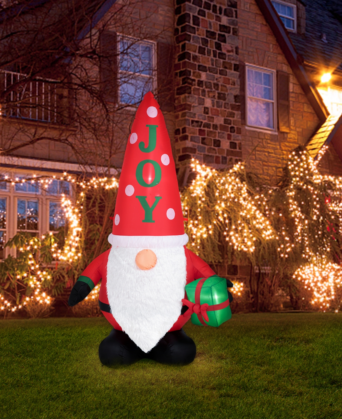 Glitzhome Lighted Inflatable Gnome Decor