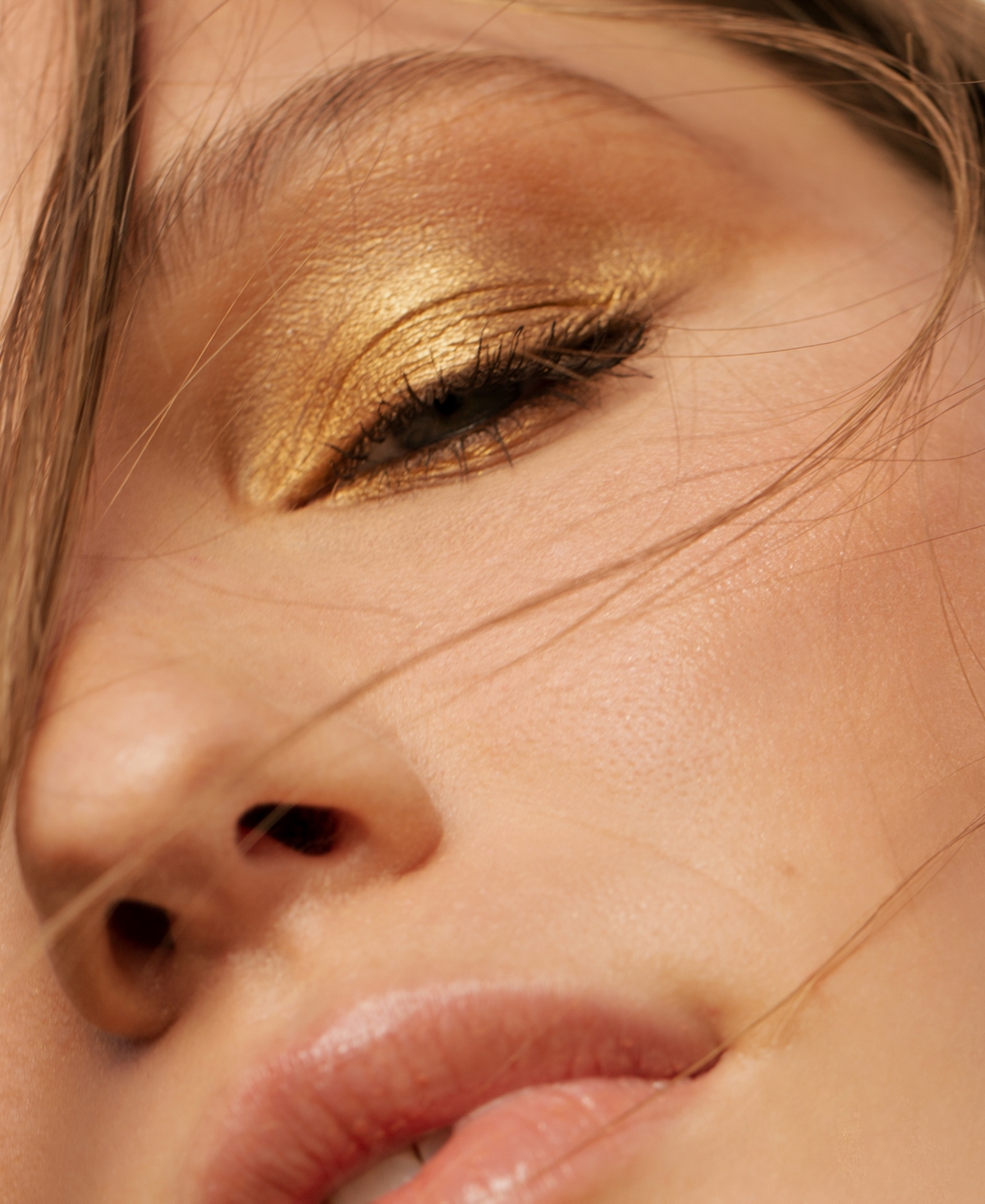 Well People Power Palette Eyeshadow