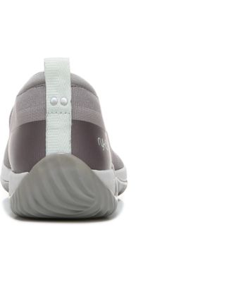 Women's Echo Knit Slip On Sneakers