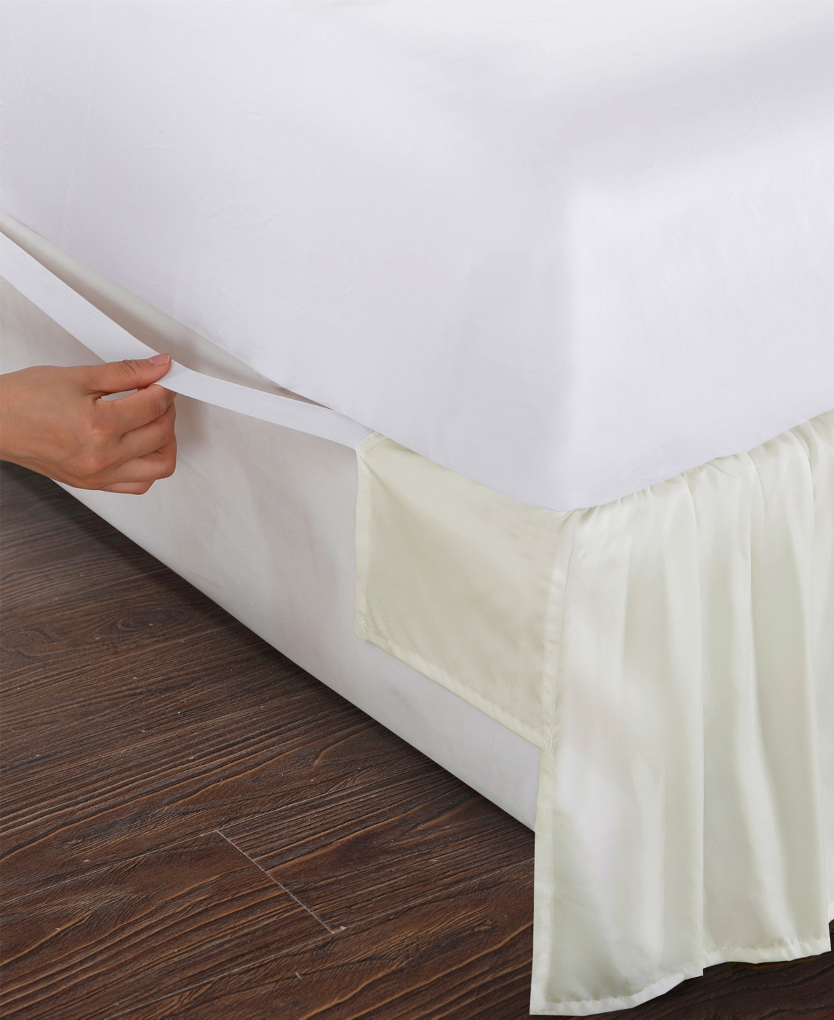 Bed Maker's Magic Skirt Ruffled Bedskirt