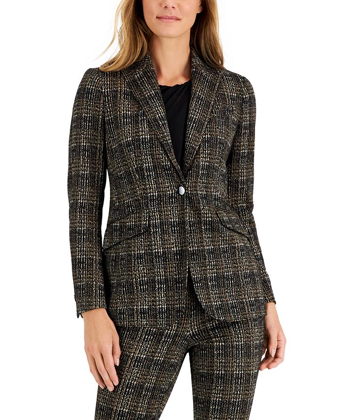 One-Button Flap Pocket Blazer