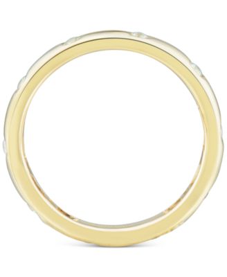 Diamond Band (1/6 ct. t.w.) in 14k Gold