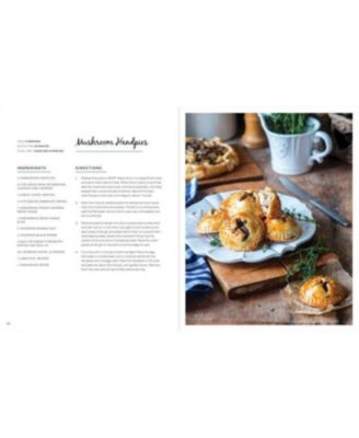 The Book of Pie: Over 100 Recipes, From Savory Fillings to Flaky Crusts by Cider Mill Press