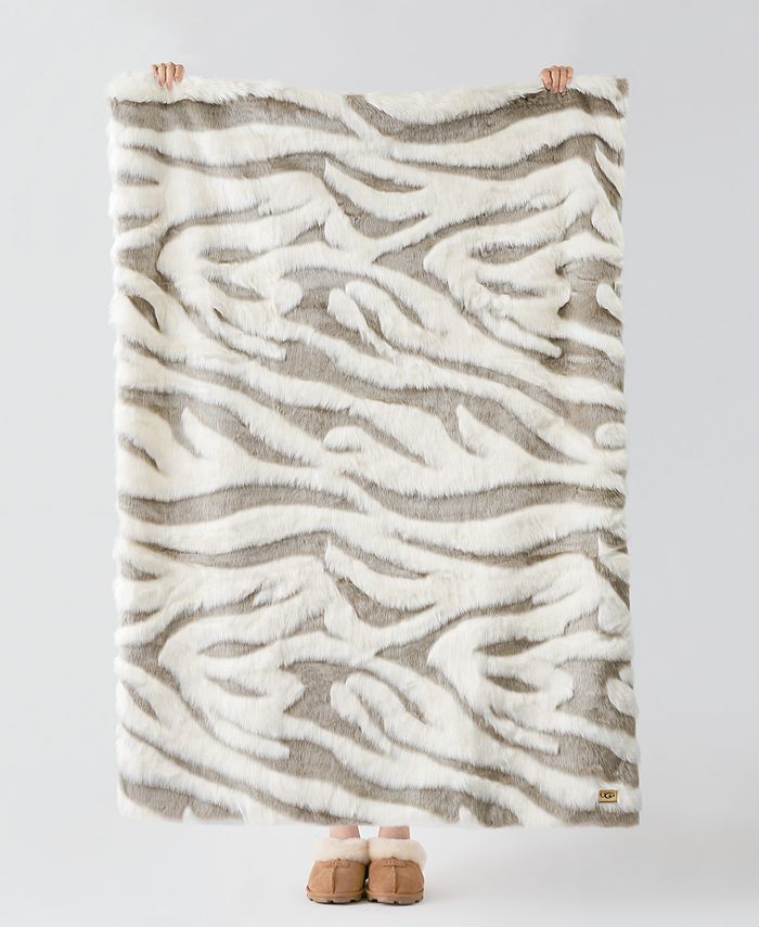 UGG® Shayla Jacquard Faux Fur Throw, 50" x 70" & Reviews Blankets