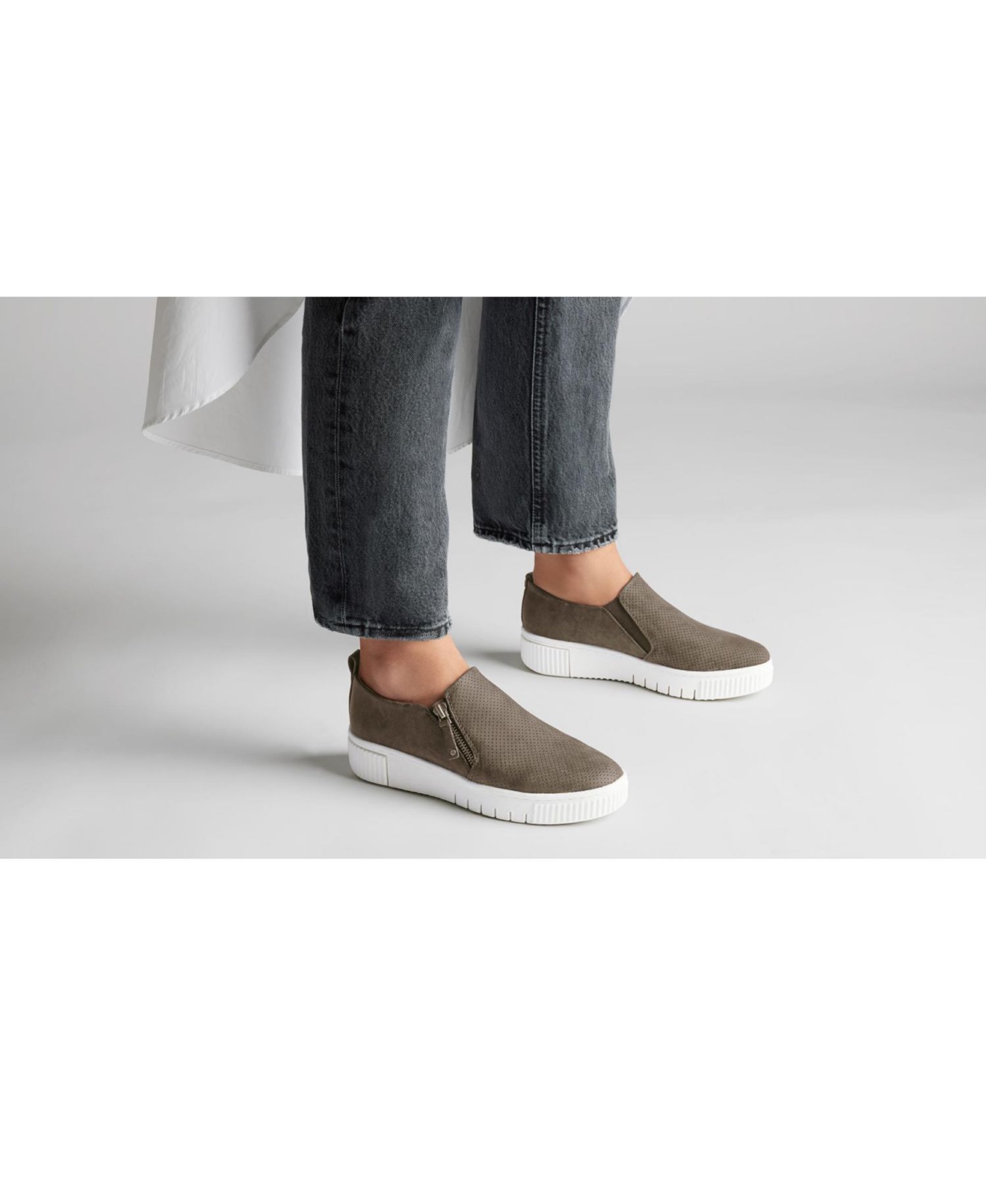 Women's Turner Sneakers