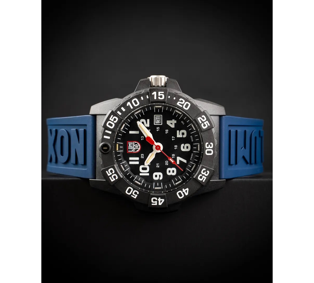 Luminox Interchangeable Blue Rubber Watch Strap In No Color