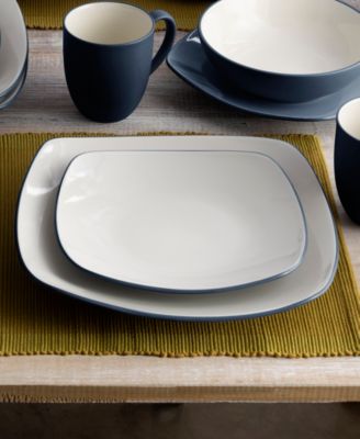 Colorwave Square Dinner Plates, Set of 4