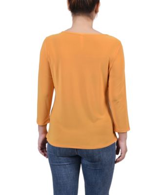 Petite 3/4 Sleeve Cutout Top