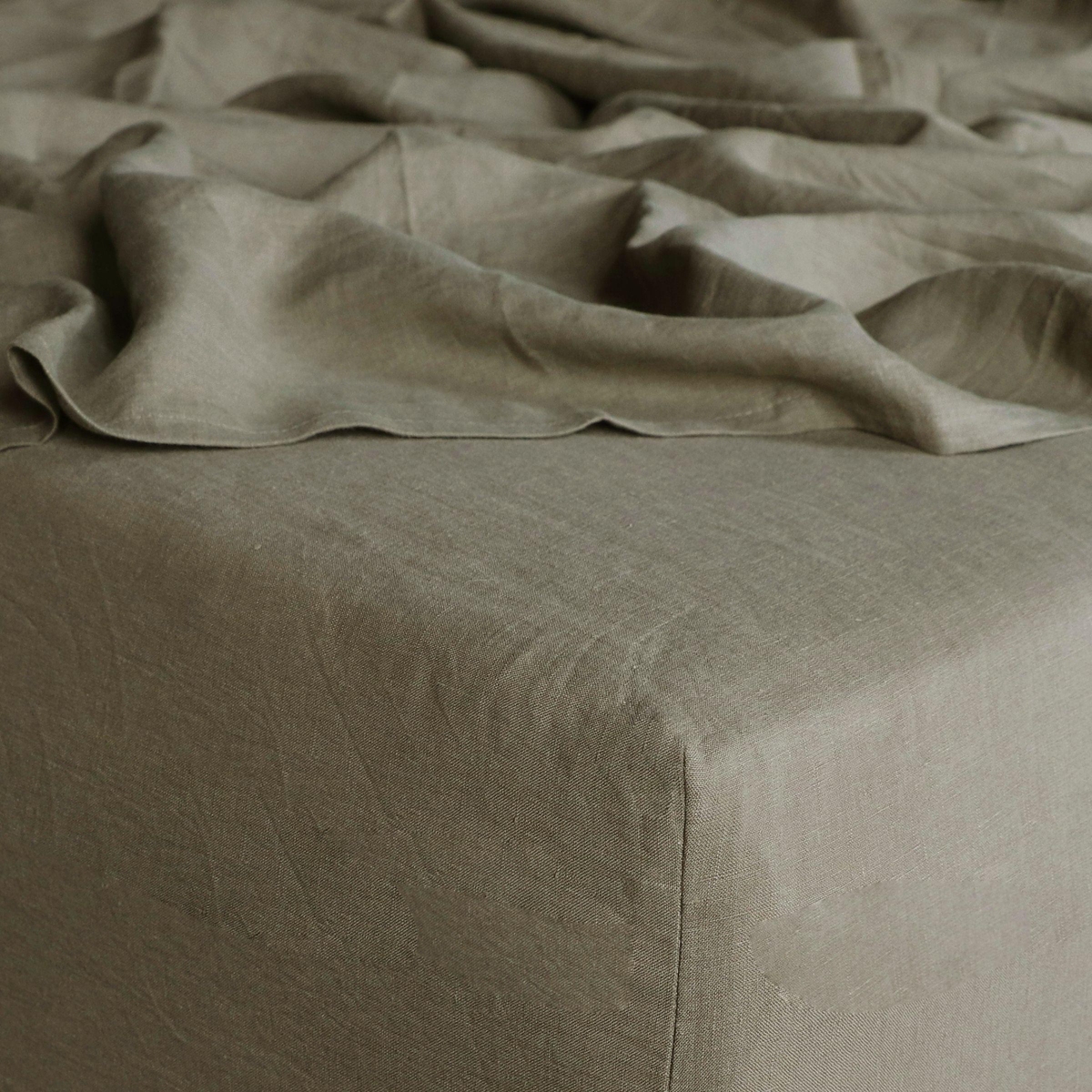 100% French Linen Sheet Set