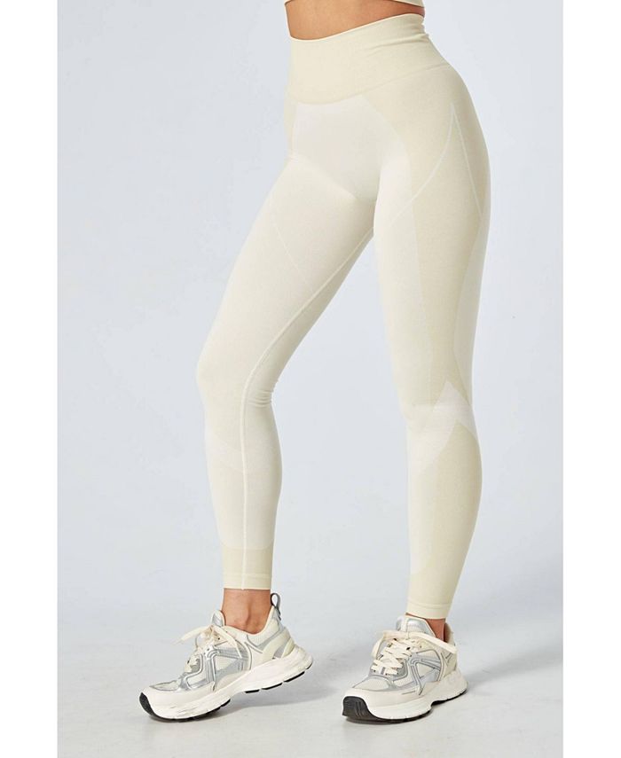 Twill Active - Recycled Colour Block Body Fit Legging - Coral - Reitmans
