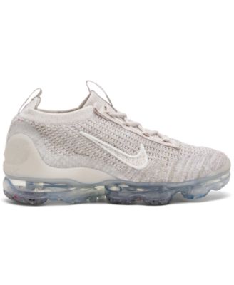 Nike Women display picture 1