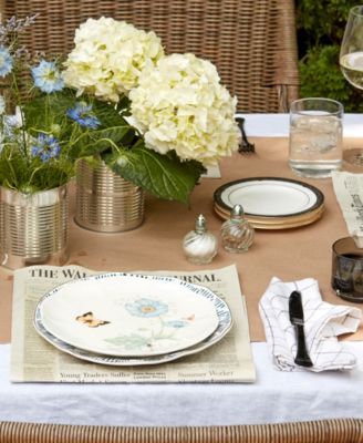 Butterfly Meadow 18 Pc. Dinnerware Set, Service for 6