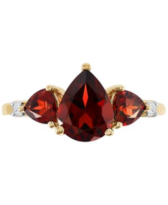 Garnet (2-3/4 ct. t.w.) & Diamond (1/20 ct. t.w.) Ring in 14k Gold