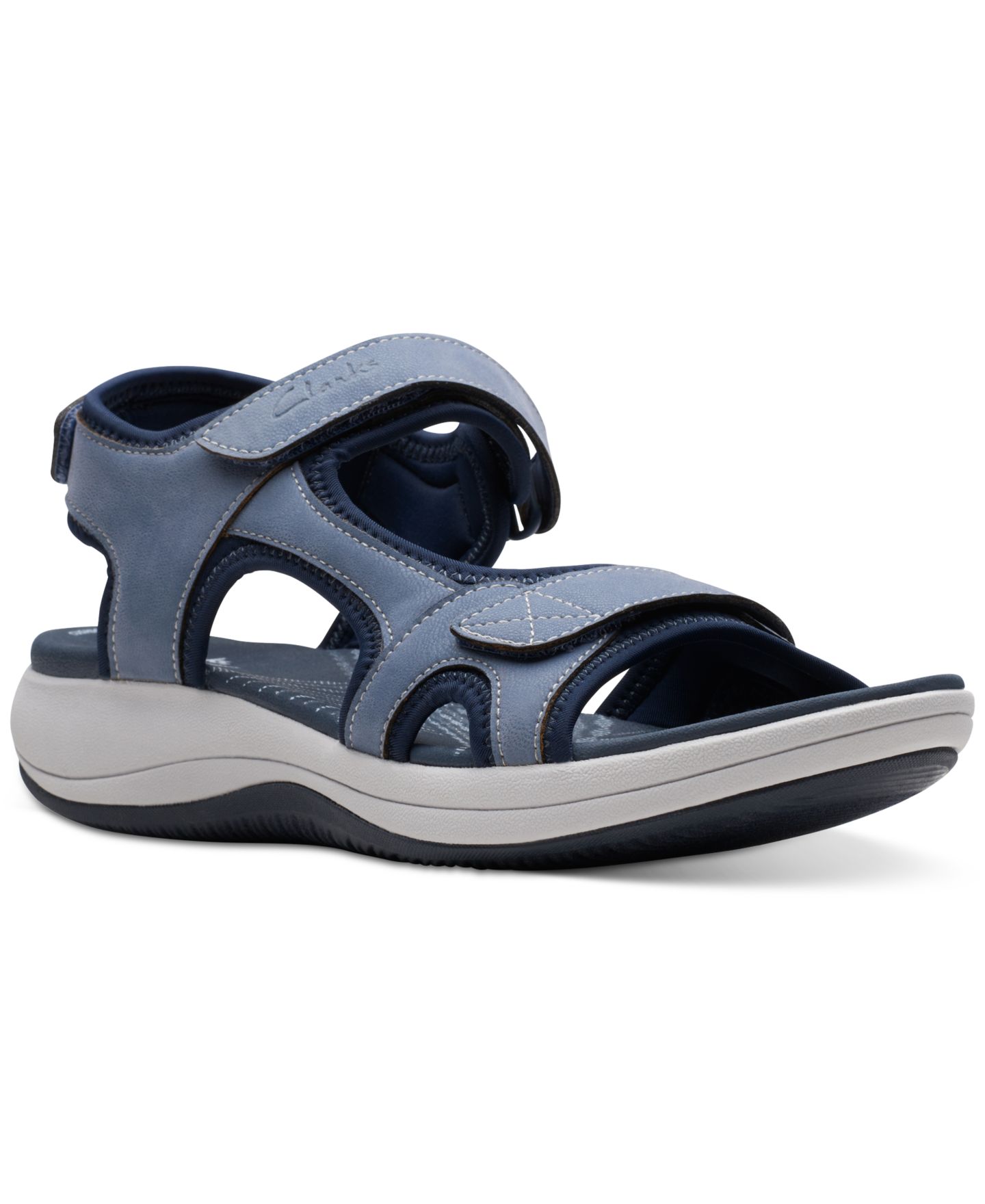 Женские сандалии Clarks Cloudsteppers Mira Bay Strappy Sport Sandals, цвет: Джинсовый синий — фото 1