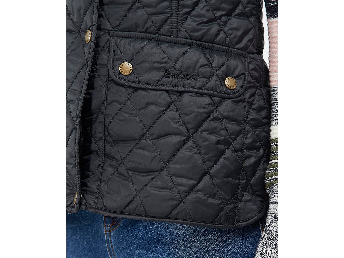 Женский жилет Barbour Otterburn Quilted Vest, цвет: Чёрный — фото 6