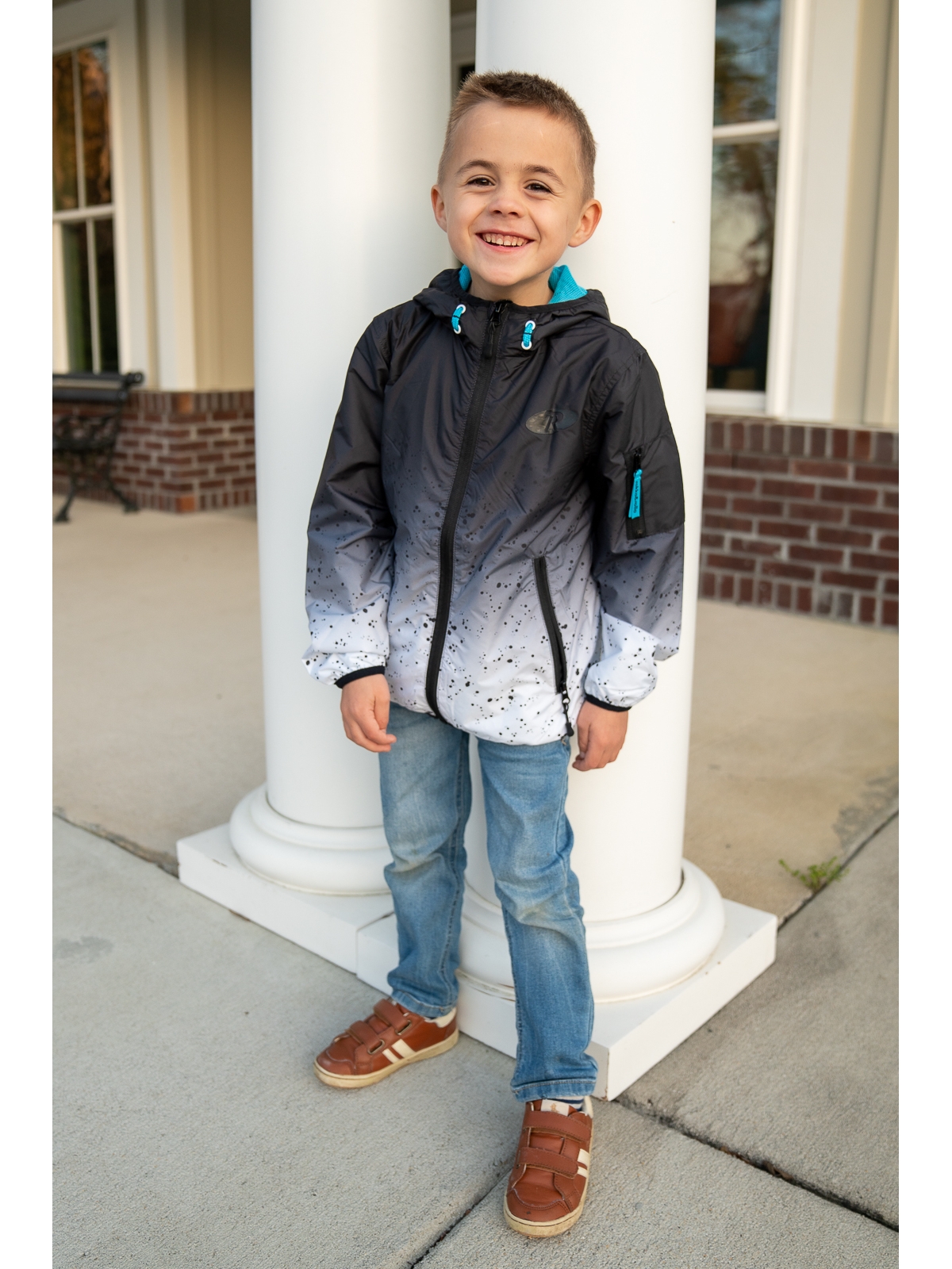 Little and Big Boys Lightweight Windbreaker hooded Jacket