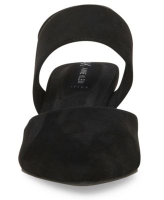 Women's Intime Stretch Kitten Heel Dress Pumps