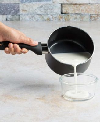 Aluminum 1 Quart Evolve Non-Stick Saucepan with Pouring Spouts