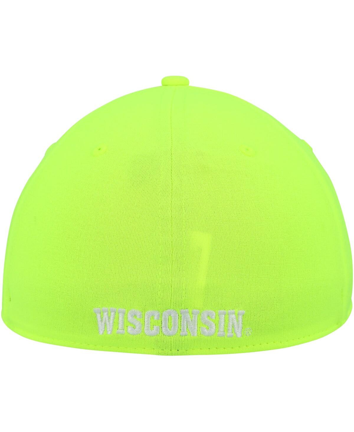 Shop Under Armour Men's  Neon Green Wisconsin Badgers Signal Call Performance Flex Hat