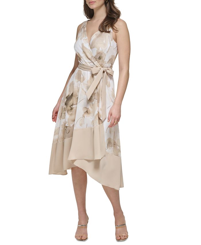 DKNY V-NECK FLUTTER SLEEVE SMOCKED WAIST MIDI DRESS - Denné šaty