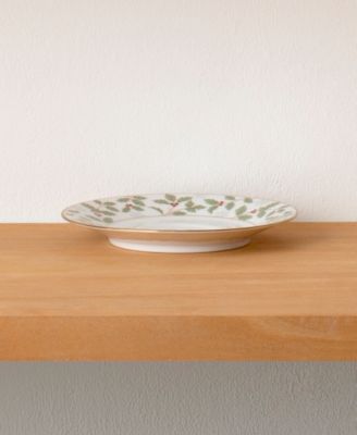 Holly & Berry Gold Set of 4 Saucers, 6"