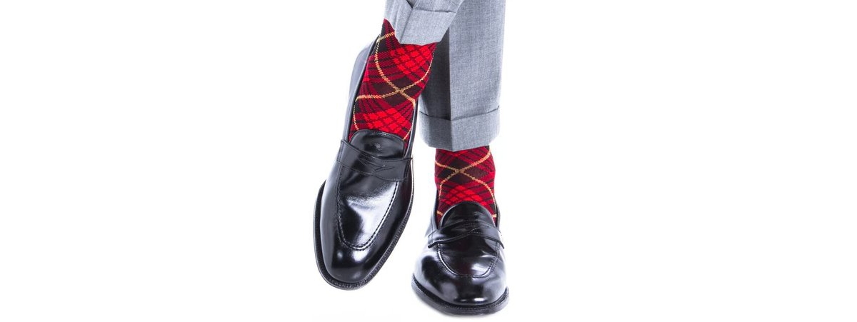 Trafalgar Men's Finn Tartan Plaid Over The Calf Mercerized Cotton Socks