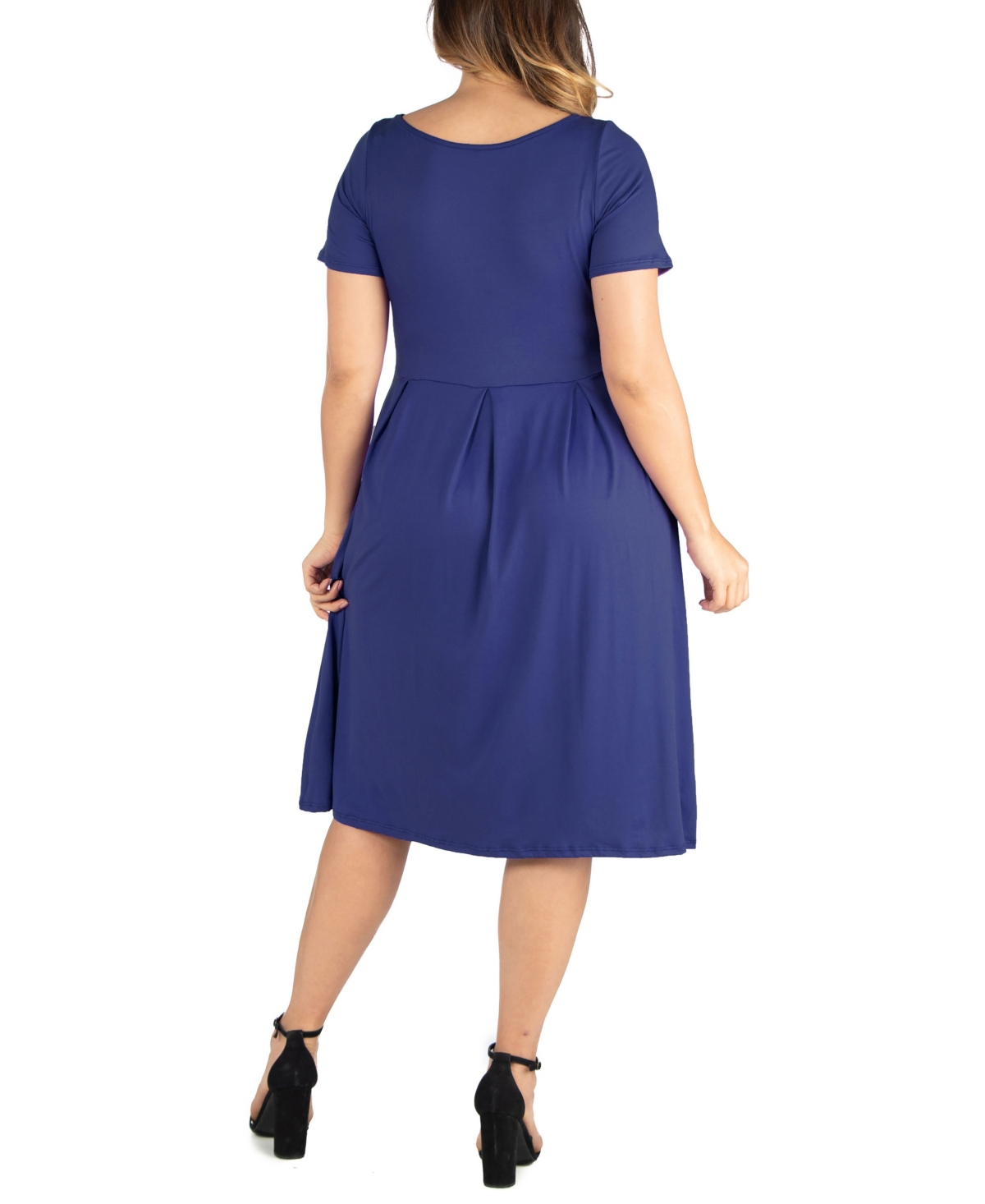 24seven Comfort Apparel Plus Size Short Sleeve Midi Dress with Pockets