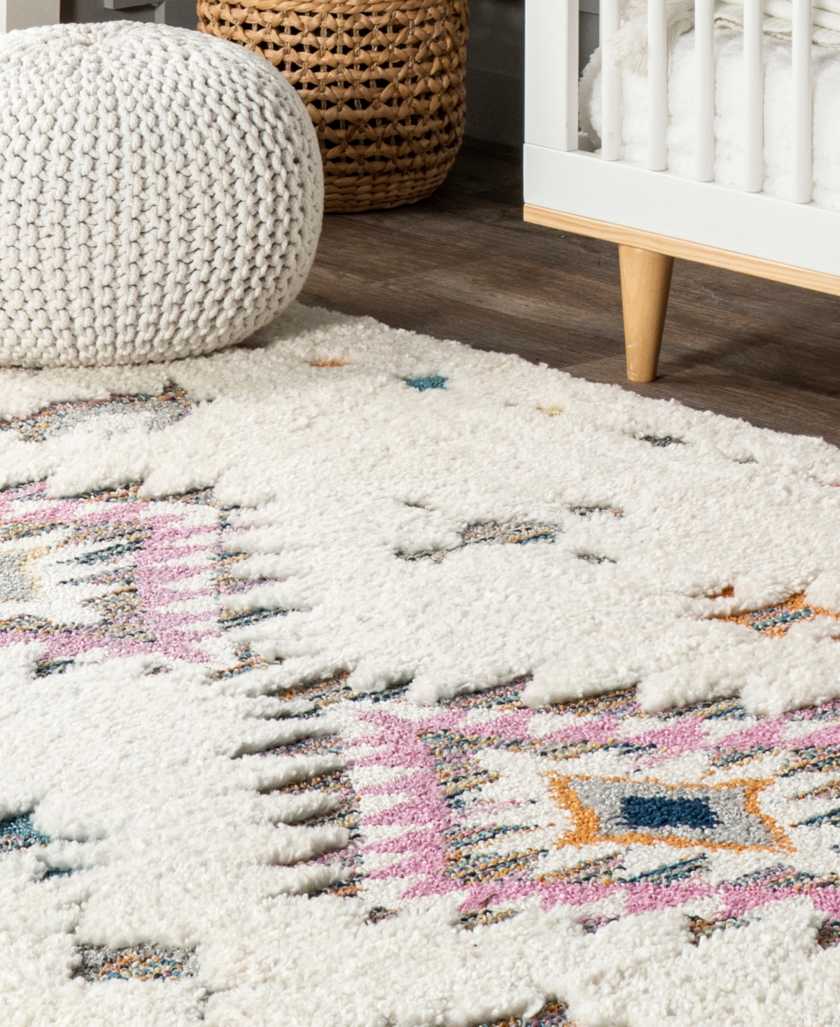 nuLoom Loft Jocelyn Tribal Shag Tasseled Area Rug
