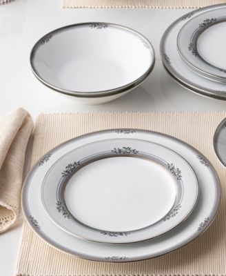 Laurelvale 12-Piece Dinnerware Set, Service For 4