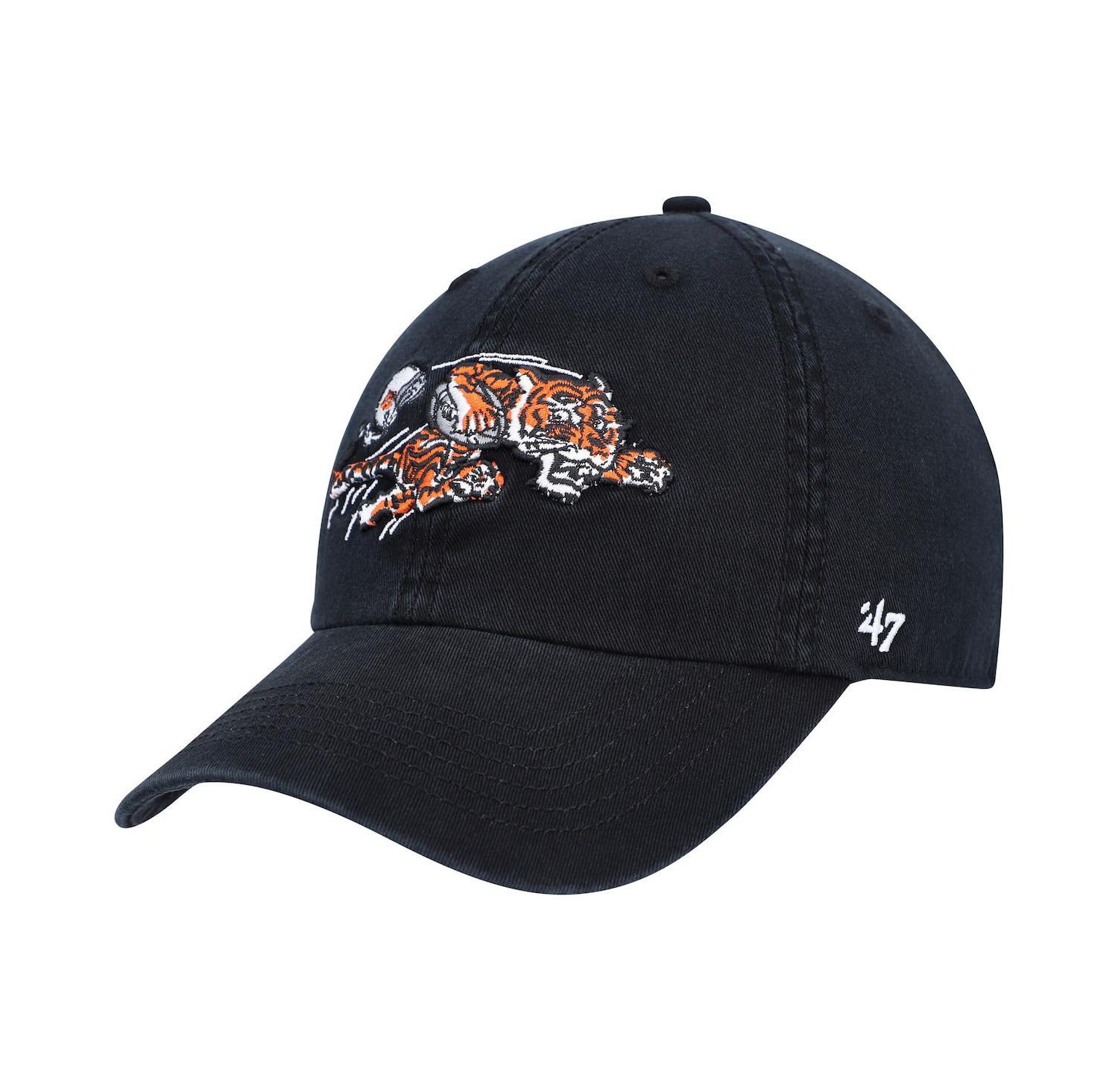 Men's Black Distressed Cincinnati Bengals Gridiron Classics Franchise Legacy Fitted Hat