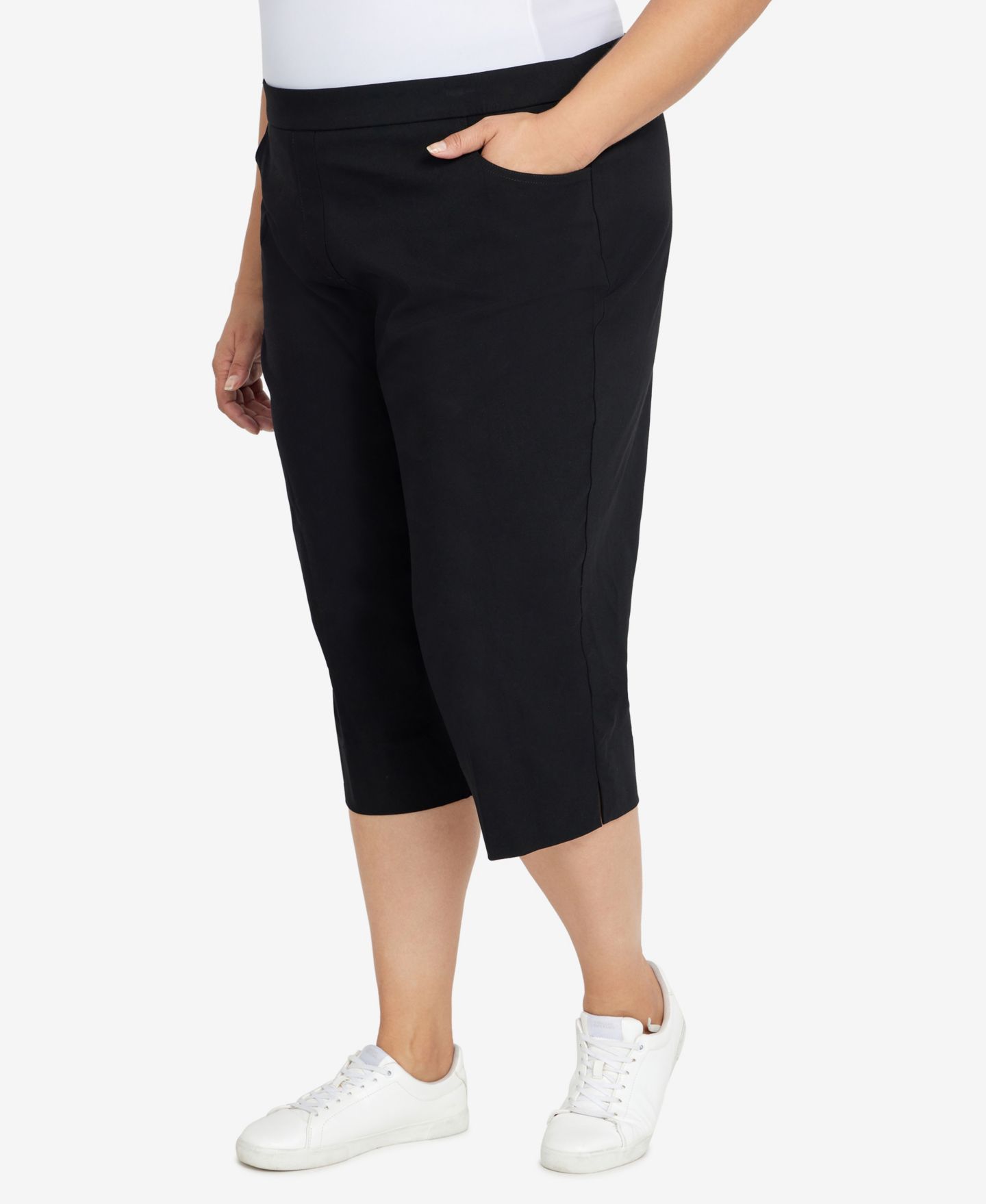 Женские брюки Alfred Dunner Plus Size Classic Allure Stretch Clamdigger Capri, цвет: Чёрный — фото 5