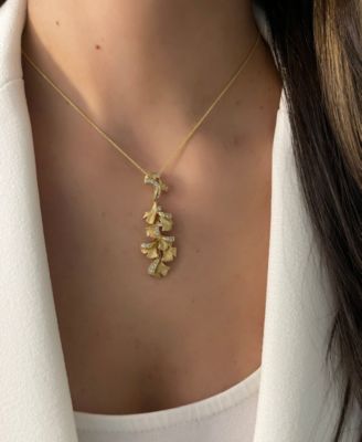 Nude Diamond Floral 18" Pendant Necklace (1/3 ct. t.w.) in 14k Gold