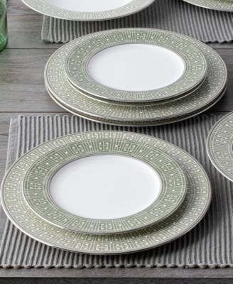 Infinity Green Platinum Piece Set, Service for 4