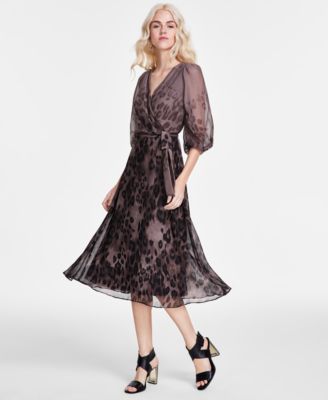 DKNY