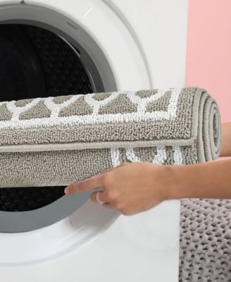 Jean Pierre Christine Trellis Border Tufted Runner Rug, 26" x 45"