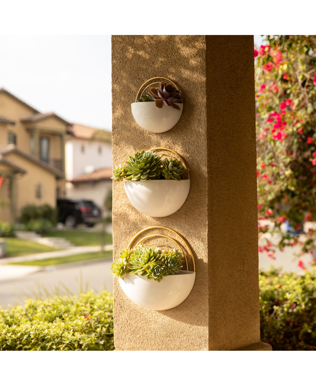 Danya B Crescent 3-piece Metal Wall Planter Set In White,gold