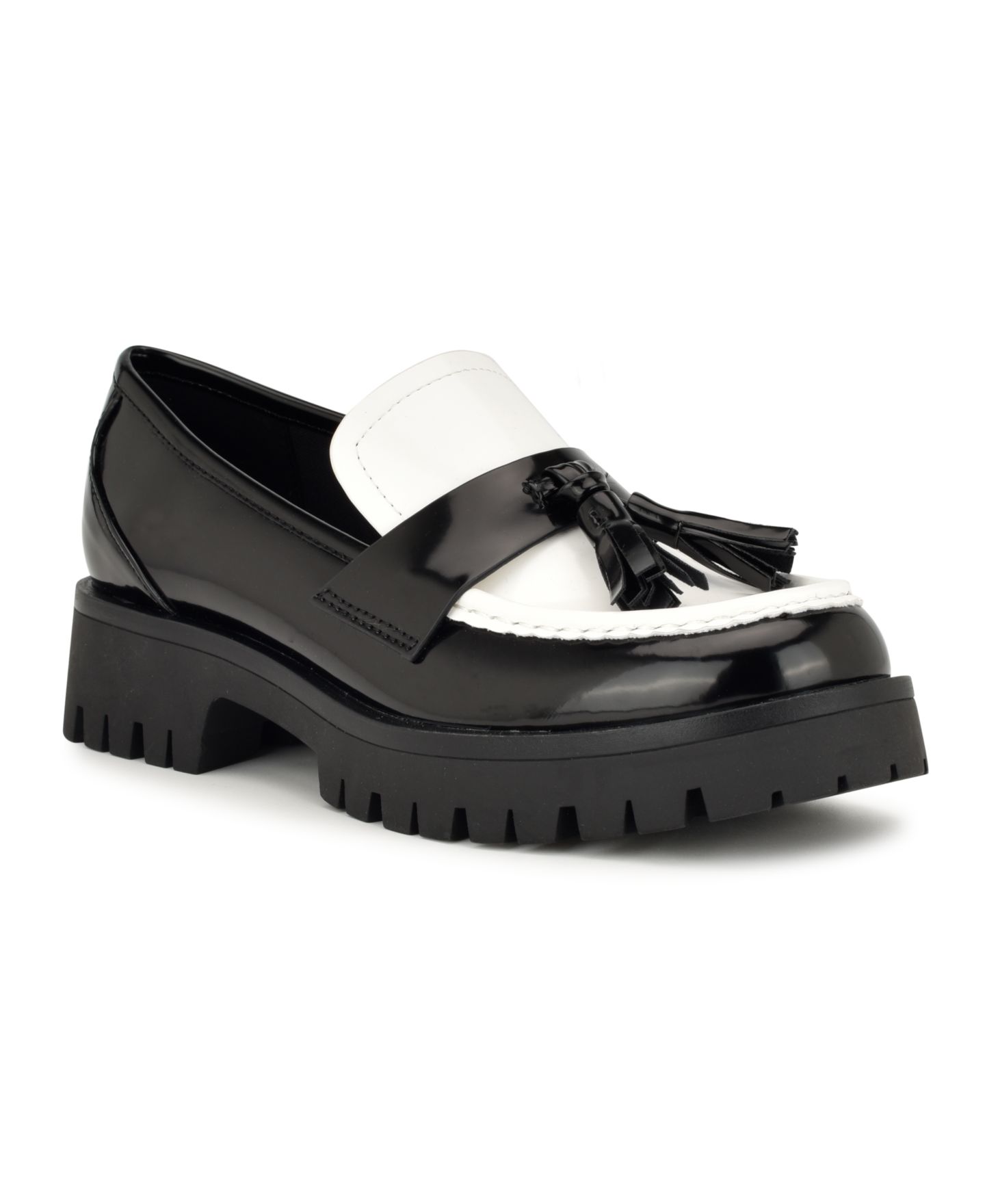 Женские туфли Nine West Garry Tassels Lug Sole, цвет: Чёрный / Белый лаковый — фото 1